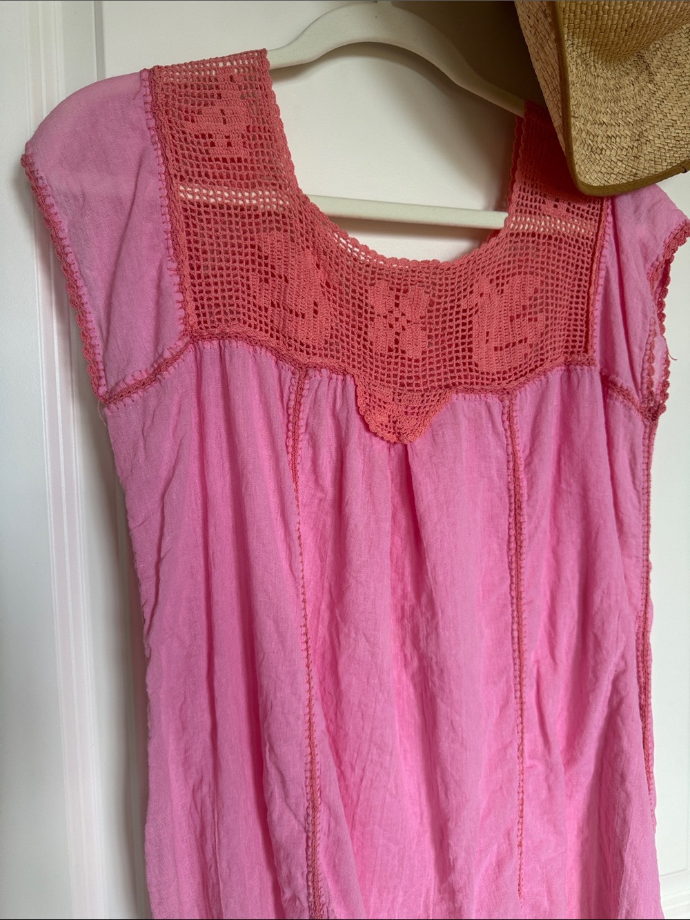 vintage 1970’s pink crochet blouse
